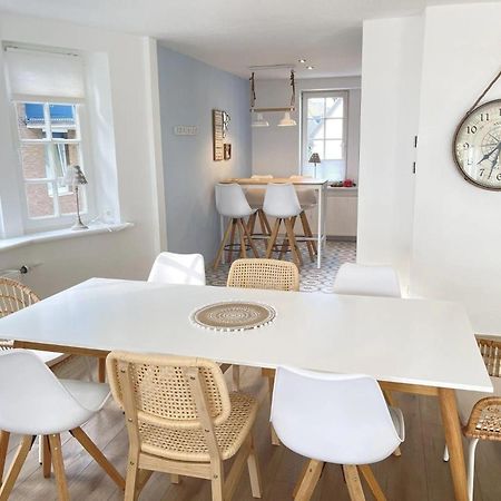 Ferienhaus-Strandallee95-Direkt-Am-Strand Timmendorfer Strand Exteriör bild