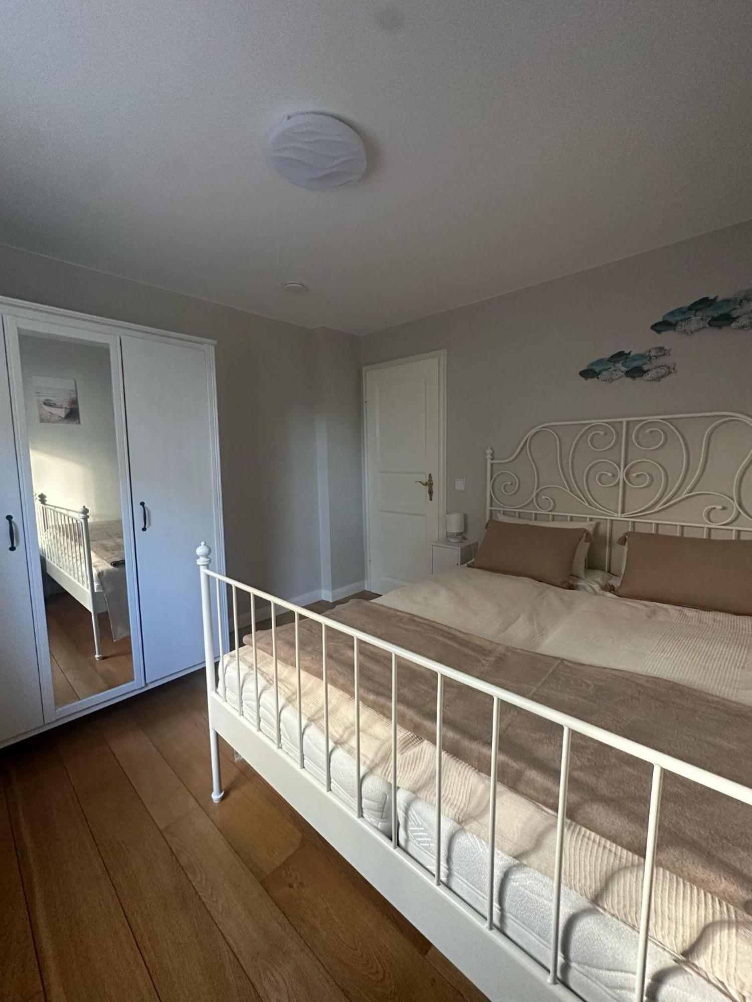 Ferienhaus-Strandallee95-Direkt-Am-Strand Timmendorfer Strand Exteriör bild